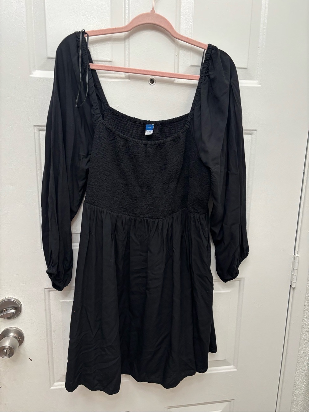 Old Navy Black Smocked Bodice Mini Dress with Puff Sleeves 100% Viscose